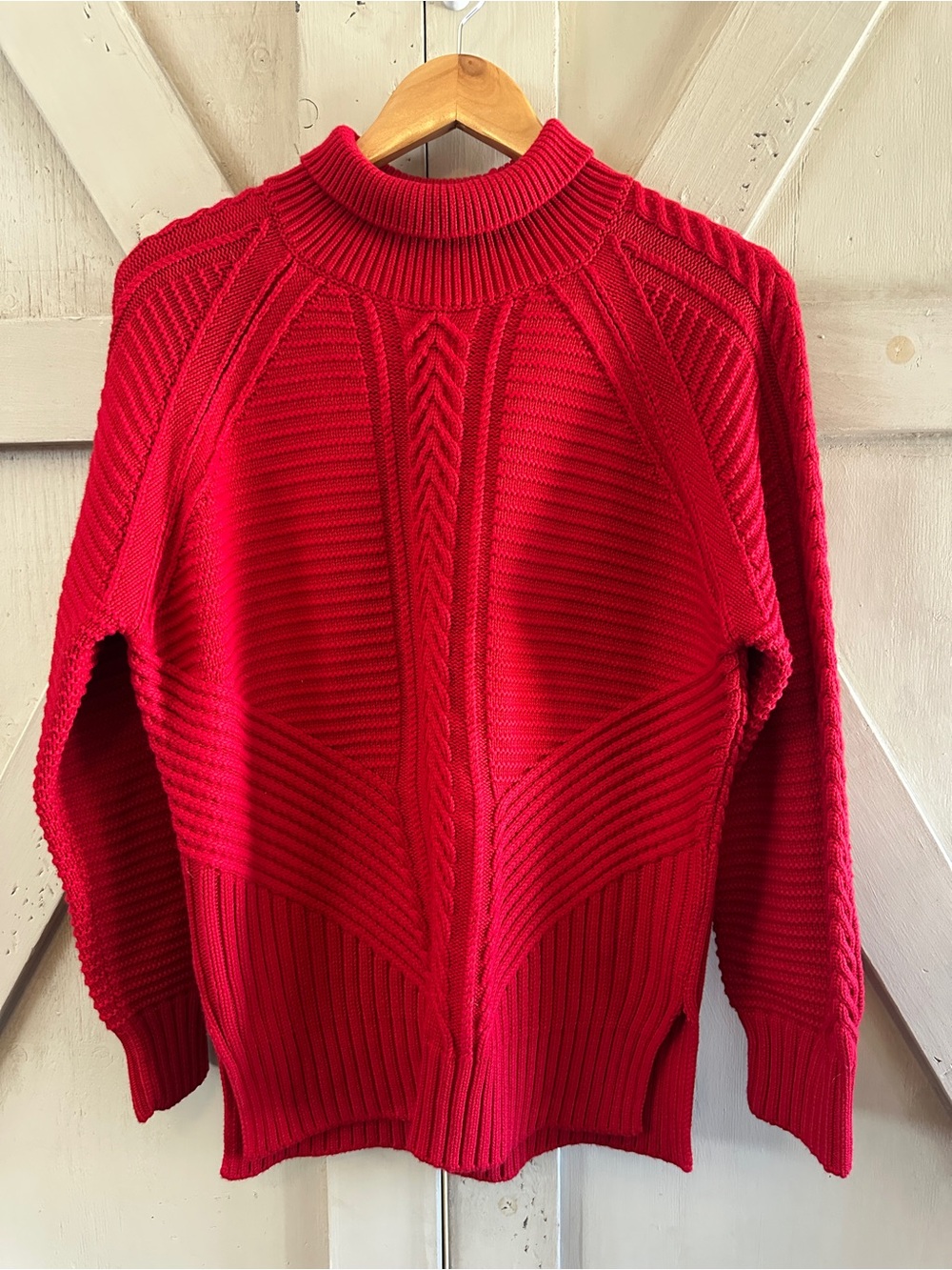 Banana Republic Red Cable Knit Mock Neck Sweater Medium Chunky Ribbed